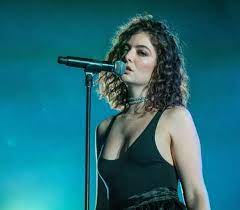 Solar power is the first single and title track from lorde's third studio album. Singer Lorde Says Quitting Social Media Has Been Divine Experience Orissapost