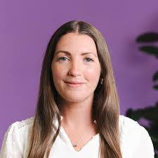 Georgina Knowles's Instagram, Twitter & Facebook