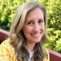 Hillary Wolfe's Instagram, Twitter & Facebook