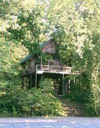 The tree house bed and breakfast in hermann, missouri are ready for reservations!!! Tree House Cabins Dora Missouri