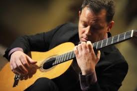 MARCELO DE LA PUEBLA (guitarra)