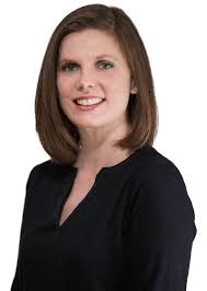 Laura Mraz's Instagram, Twitter & Facebook