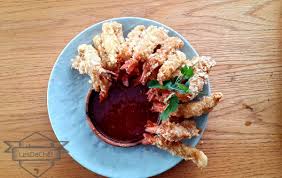 Les da chef is well known for creating a cooking community on social media and his cookbook 'dijo'. Lesdachef Recipes