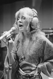 Stevie Nicks Has Anyone Ever Written Anything For You Live Crystallineknowledge Stevie In A Recording Studio In 1975 Stevie Nicks Stevie Nicks Songs Stevie Nicks Style
