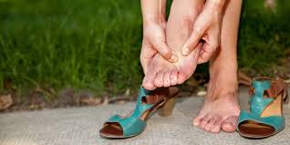 Mais il pouvait regarder, et du regard demander un appui. Oignons Aux Pieds Trucs Pour Se Soulager A La Maison Blogue Podimedic