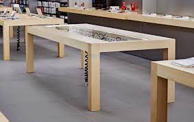 Apple Store Revamp For Apple Watch Revealed Magical Display Tables Demo Loops Sales Process Apple Store Design Apple Store Interior Apple Store