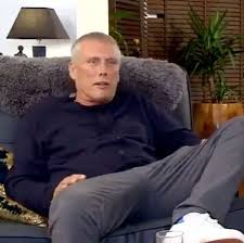 Celebrity gogglebox social distancing rules explained by channel 4. Celebrity Gogglebox Fans Want Bez And Shaun Ryder To Get Own Show