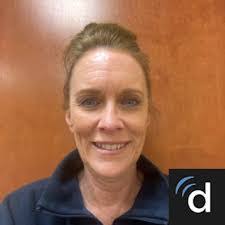 Martha Oates's Instagram, Twitter & Facebook