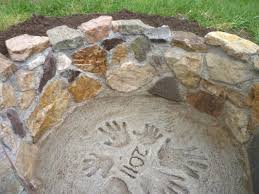 Diy outdoor stone fire pit. 16 Incredible Diy Ideas For Outdoor Fire Pit And Fireplace