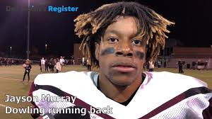 Dowling's Jayson Murray scored three touchdowns in a 31-9 win over Valley