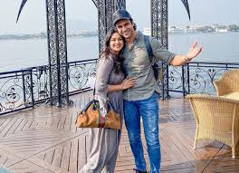 Vivek Dahiya Plans A Beautiful Surprise For Wife Divyanka Tripathi S Birthday Bollywoodbio Sweden He is especially recognized for his role as rajeev in star plus most popular show ek veer ki adras. bollywoodbio sweden