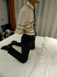 缚缚得正@kiuhander - Twitter Profile | Sotwe