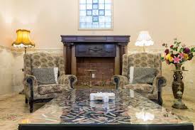 Check Out This Awesome Listing On Airbnb Stylish Spanish Mansion In Habana Bed Breakfasts For Rent In Vedado Habana Spanish Mansion Mansions Private Room