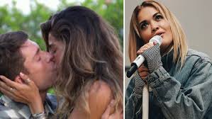 The american, 27, met former towie star joey, 29, on mtv reality show ex on the beach and she has already visited him in his home town of chigwell, essex. Joey Essex Gedumpt Door Ex On The Beach Celebrity Liefde Lorena Vanwege Rita Ora Love Reality