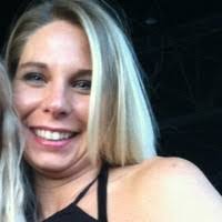 Jennifer Kees's Instagram, Twitter & Facebook