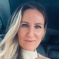 GILDED ||| Erin Catlin (@agildedblog) · Chicago, IL