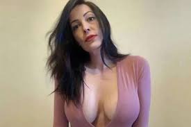 Teacher Kirsty Buchan quits after students find OnlyFans site