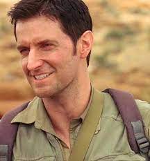 Richard Armitage As Sgt John Porter In Strike Back Original Series Maybe They Will Issue A Dvd Of This Series That Pla Richard Armitage Richard Best Actor