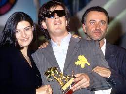 Non amarmi aleandro baldi francesca alotta testo. Nel 1992 Insieme A Francesca Alotta Vinse Il Festival Di Sanremo Con Non Amarmi Poi Arrivo Un Altra Parentesi Sanremese E Infine L Oblio Ecco Che Fine Ha Fatto Aleandro Baldi Caffeina Magazine
