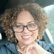 Stacy Curl's Instagram, Twitter & Facebook