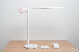 Press and turn adjusts color temperature. Xiaomi S Mi Table Lamp 1s Launched In China For 179 Yuan 26 Gizmochina