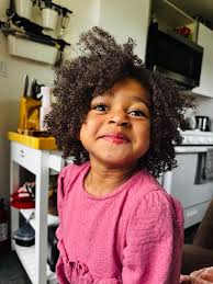 We are taking a little break from the braiding and twisting!! I tried today  to get some curl definition in her hair! I think I did alright. Autumn love  her hair ❤️