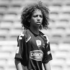 Hannibal mejbri is a french professional soccer player who most recently signed with the manchester united of english premier league. Hannibal Mejbri Hannibalmejbri Twitter
