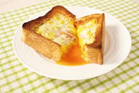 卵とろ～り！厚切りパンのマヨエッグチーズトースト