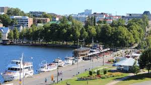 Nonno gelo russo e il suo omologo finlandese, babbo natale, si sono incontrati al confine fra i due paesi. Viaggio In Finlandia Da Lappeenranta A San Pietroburgo