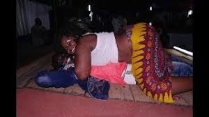 Wakubwa kucheza singeli za utupu : Aibu Jamani Wanawake Kucheza Utupu Kwenye Kichen Party Ndo Nini Hii Youtube