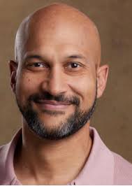 I really like the way he looks. He looked so beautiful in white and the way  he walks astonishing.