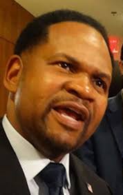 Crime, taxes & Trump play part in final stretch of campaign for GOP  governor hopefuls