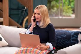 Pretty Smart' on Netflix: Watch the First Trailer For Emily Osment's New  Sitcom | Decider