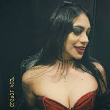 Pamela Nicoll's Instagram, Twitter & Facebook