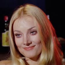 Barbara Bouchet in Calibro 9 (1972)