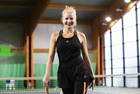 Małgorzata kożuchowska jest jedną z najpopularniejszych polskich aktorek. Malgorzata Kozuchowska Juz Nie Zagra W Tenisa Super Express Wiadomosci Polityka Sport