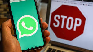As well, users can hide images from contacts and can recover photos that had previously been deleted from a chat. Whatsapp Users Are At Risk Do Not Download This Application