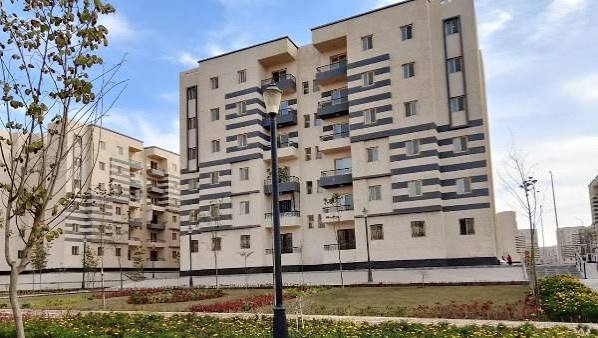 وزيرة الإسكان تتابع معدلات تنفيذ المشروعات السكنية والخدمية بعددٍ من المدن الجديدة