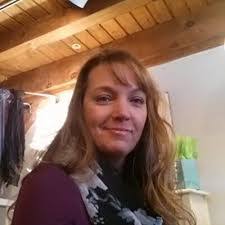 Renee Carney's Instagram, Twitter & Facebook