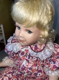 Beth 21” Porcelain Cloth Doll by Lynne Randolph LE 184/2000