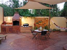 This diy outdoor kitchen has a wood fired pizza oven! Small Outdoor Kitchen Ideas Pictures Tips Expert Advice Hgtv