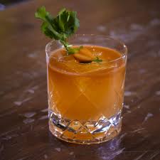 Head Down The Rabbit Hole At Rose Rabbit Lie For A Cocktail With A Fresh Twist Made With Tanqueray Malacca Gi Recipe Collection Unique Cocktails Cocktails