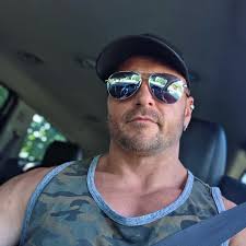 Packing lunch is better than grabbing food