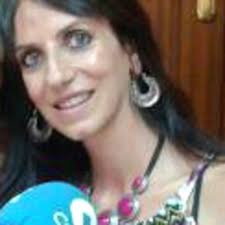 La actriz, Tamara Rosado, representa la obra Rocky Horror Spain en la Gran  Vía de Madrid