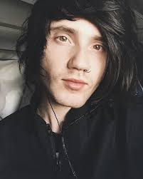 Denis Stoff
