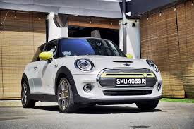The original is considered an icon of 1960s british popular culture. Unplug And Play The Electric Mini Is In Singapore Carbuyer Singapore