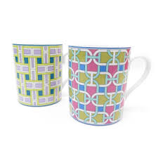 See our unrivaled selection of hermès products, offered with the gearys standards of defining luxury and uncompromising service. Lot De 2 Mug Tie Set Hermes Deco Porcelaine
