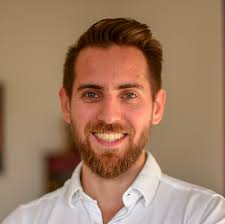 Learn about the Mentors helping entrepreneurs in our program