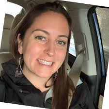 Cassie Cullen's Instagram, Twitter & Facebook