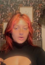 Kelsie Bradley's Instagram, Twitter & Facebook